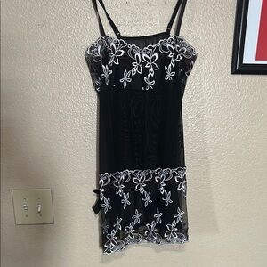 Black and White Floral Lace Dress